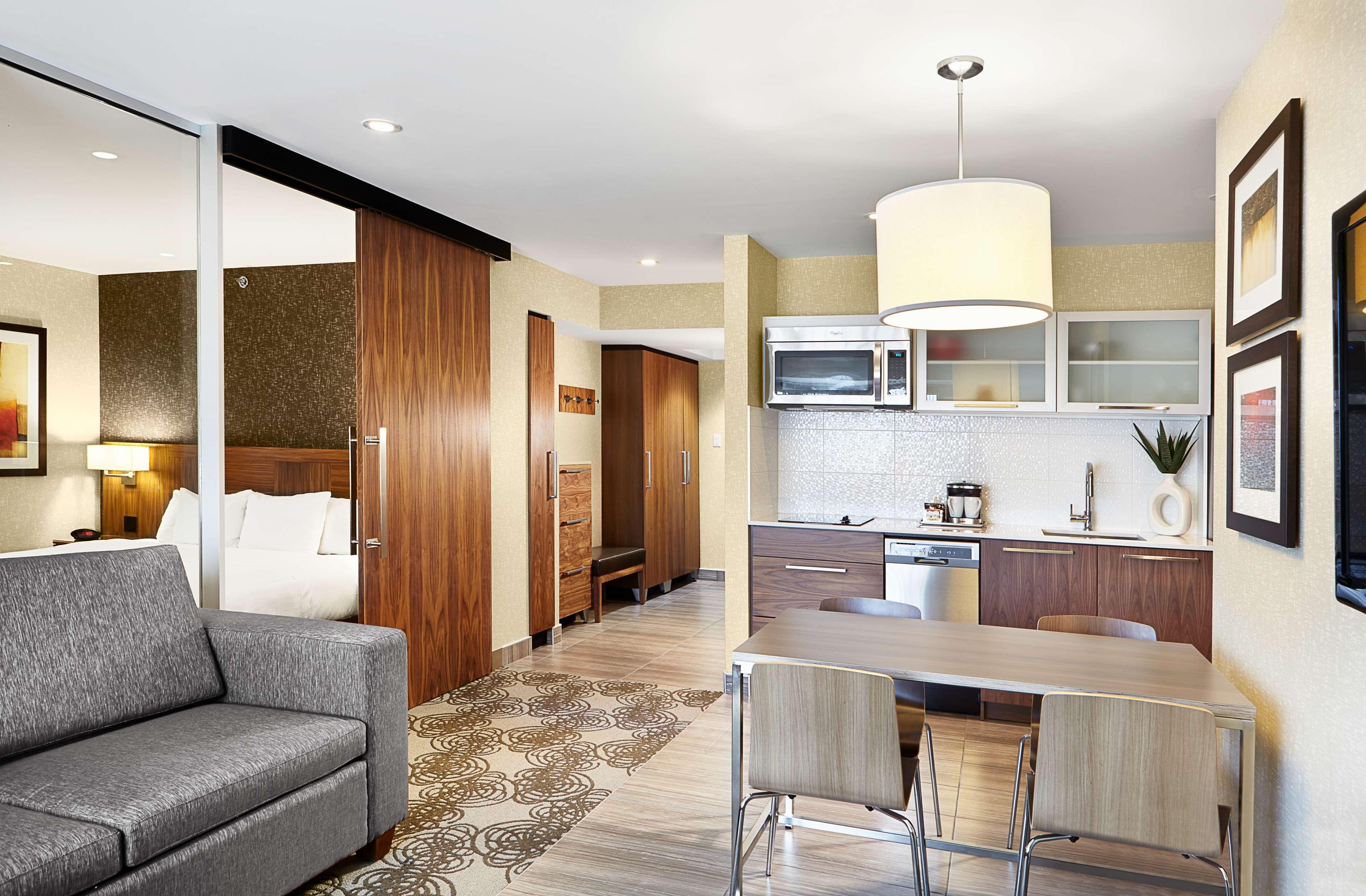 Готель Hilton Montreal/Лаваль Екстер'єр фото